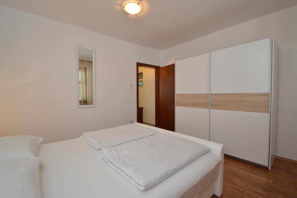 Apartment Vita Mali Lošinj Eksteriør billede