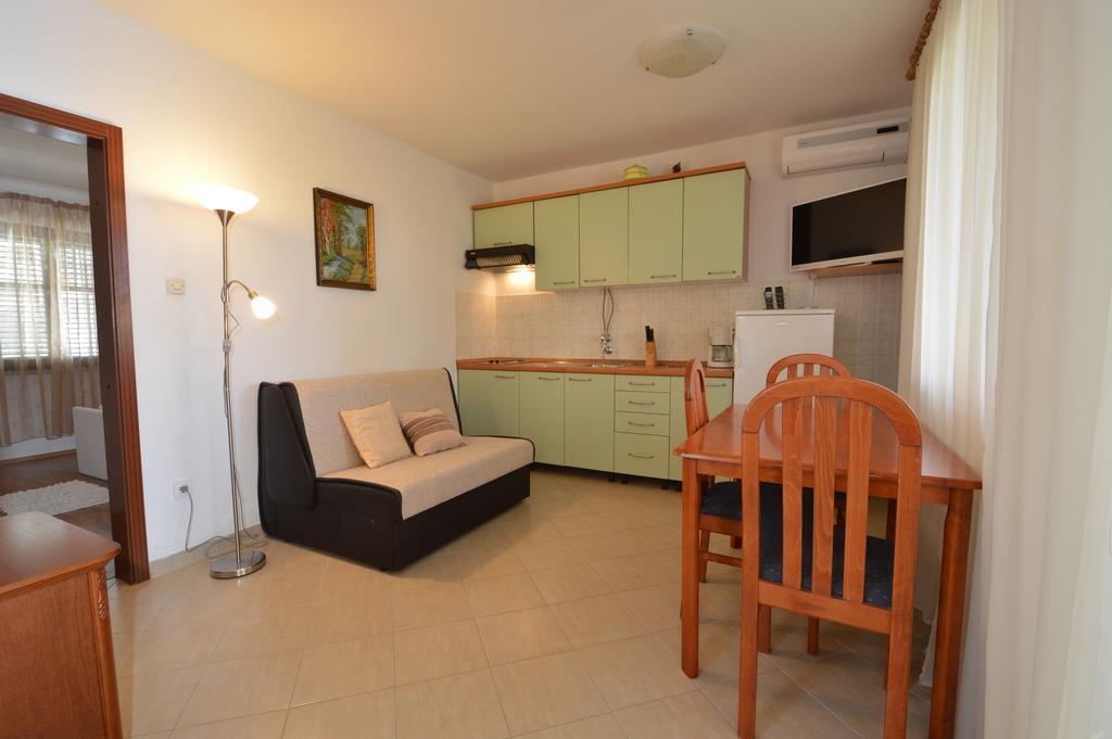 Apartment Vita Mali Lošinj Eksteriør billede