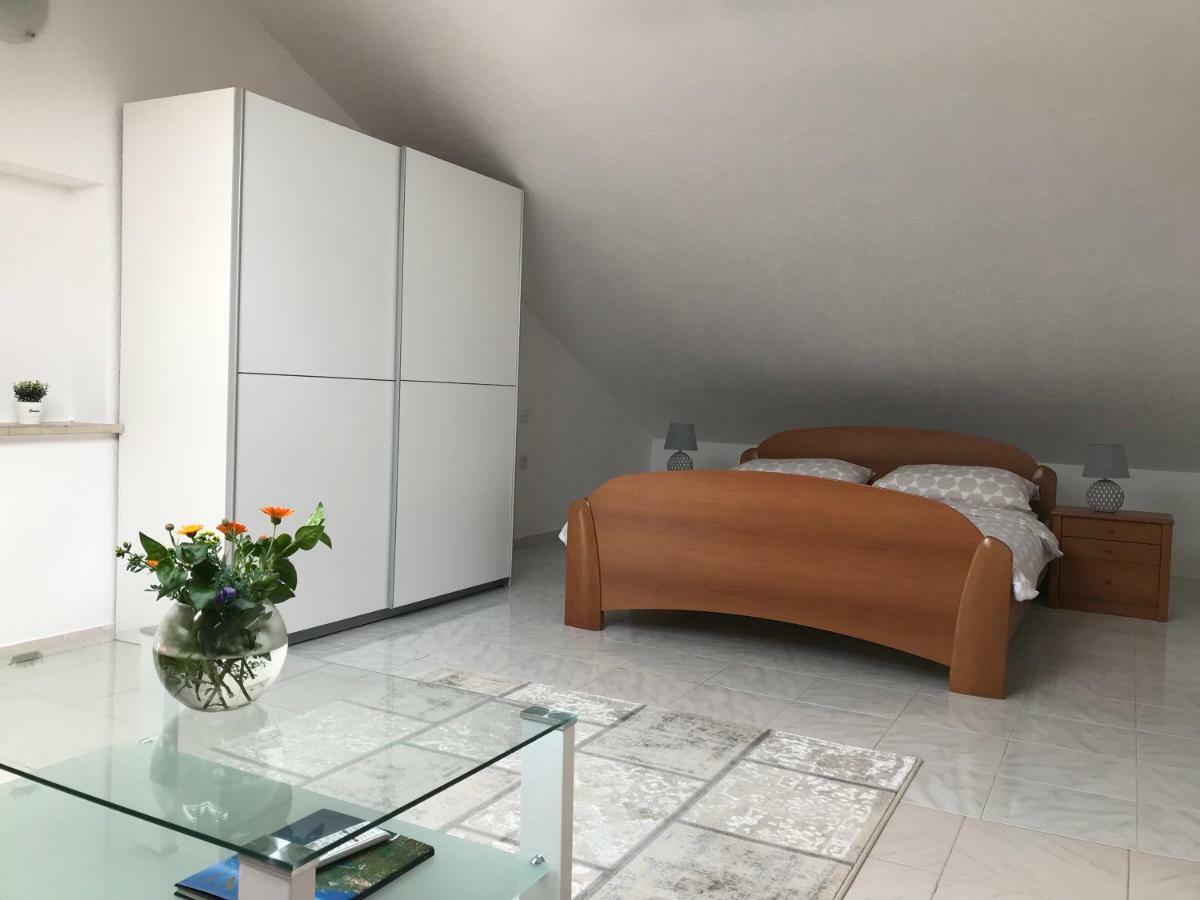 Apartment Vita Mali Lošinj Eksteriør billede