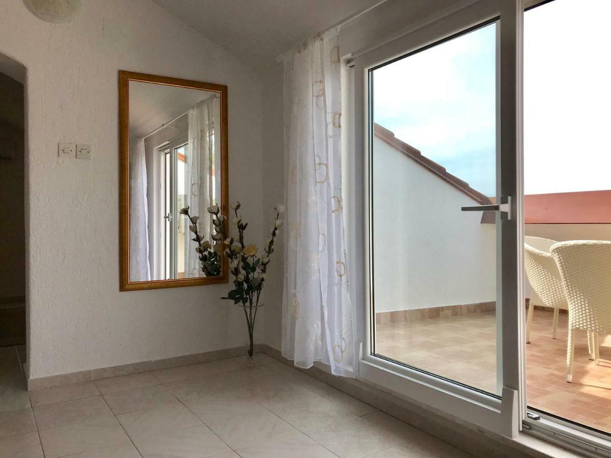 Apartment Vita Mali Lošinj Eksteriør billede